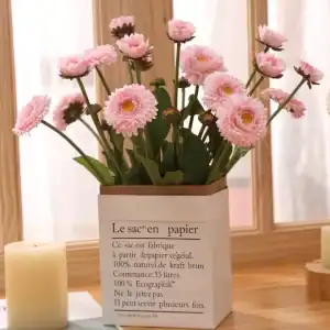 غرسة ورد صناعي