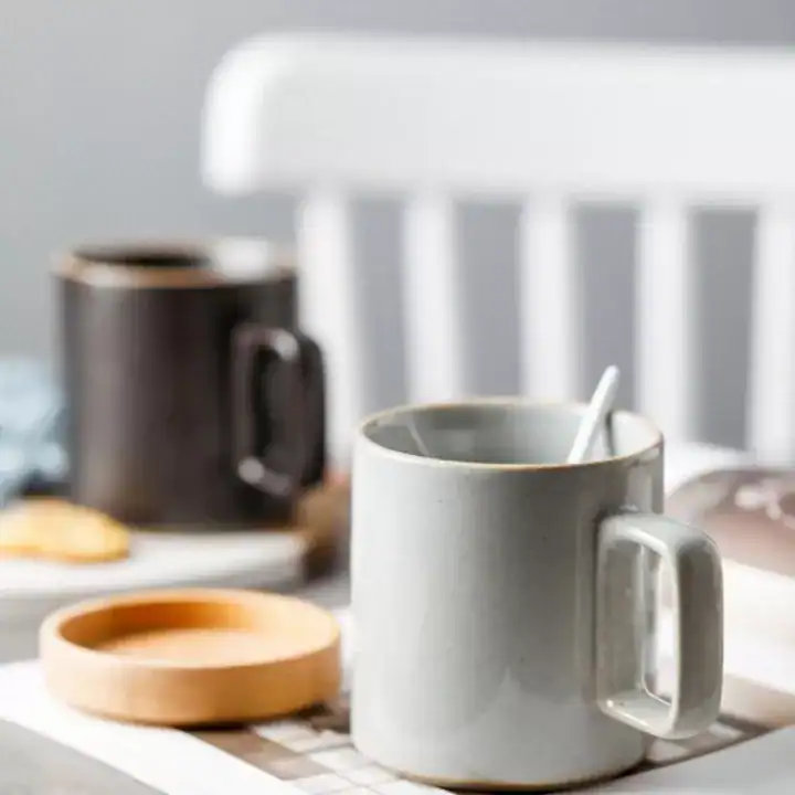 كوب قهوة سيراميك مودرن لون رمادي فاتح سادة سعة 380 مل
