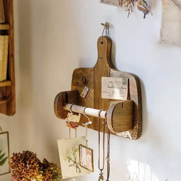 علاق جداري خشب صنوبر للمناشف والإكسسوارات