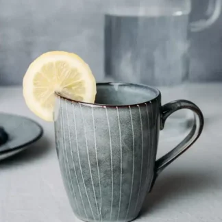 كوب قهوة سيراميك رمادي مخطط سعة 300 مل للشاي والقهوة