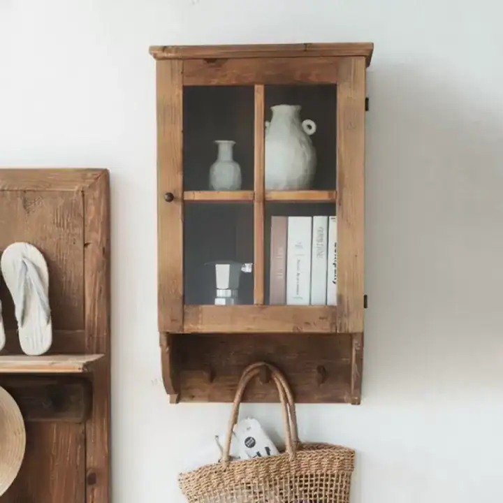 دولاب جداري خشب صنوبر أبواب زجاجية وخطافات للمطبخ
