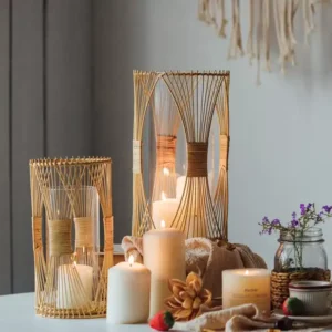 شمعدان من الراتان الطبيعي و الزجاج