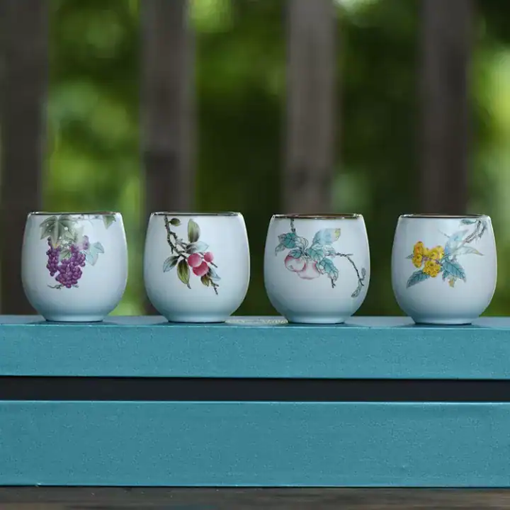 طقم أكواب قهوة بورسلين أبيض رسم يدوي فواكه وزهور سعة 150 مل