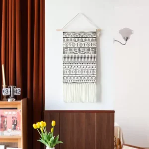 تعليقة مكرميه لتزين الجدار