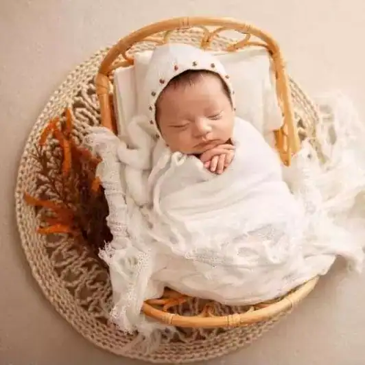 سرير تصوير مواليد خيزران سلة بيضاوية بوهيمي طفل نائم بلفة بيضاء