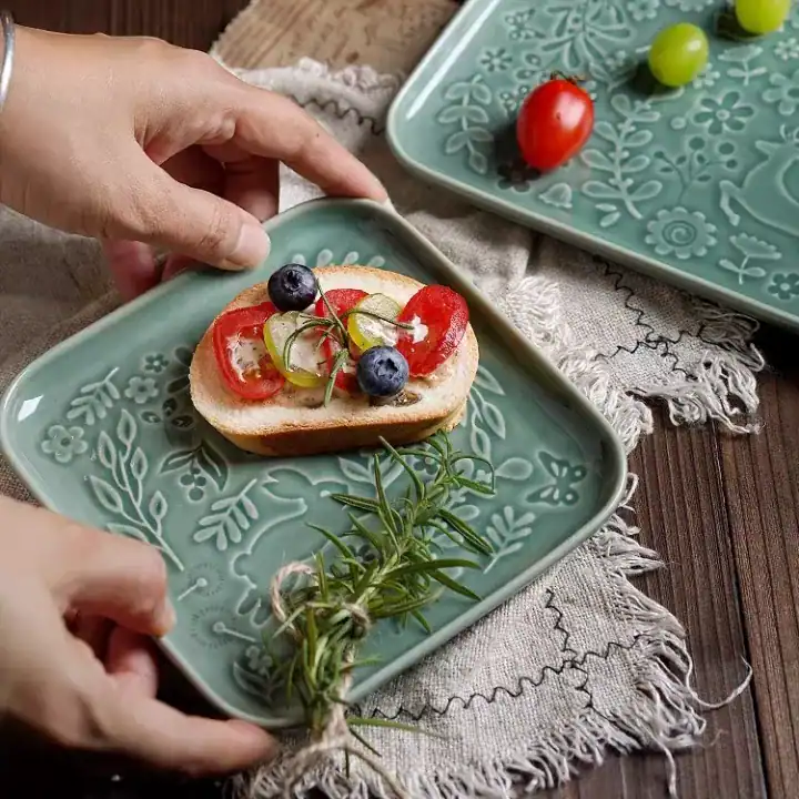 صحن تقديم مربع سيراميك ألوان متعددة للحلويات والموالح