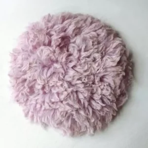بساط فلوكاتي دائري من صوف الخروف الأسترالي الطبيعي بعدة ألوان (بنفسجي لافندر، أبيض، وردي) لتصوير المواليد باحترافية
