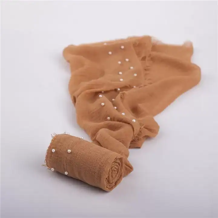 لفة قماش قطن لتصوير المواليد لون بني جملي كاراميل مزينة بحبات اللؤلؤ