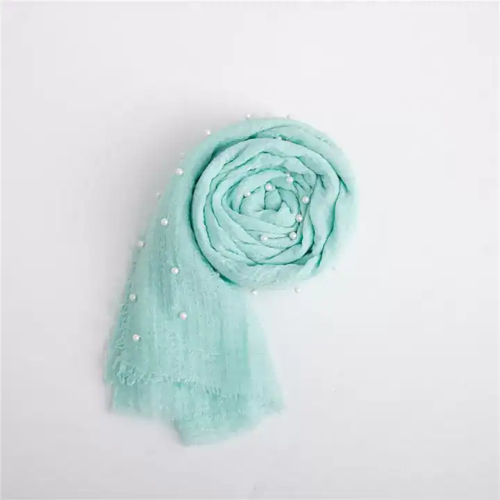 لفة قماش قطن لتصوير المواليد لون تيفاني اخضر نعناعي مزينة بحبات اللؤلؤ