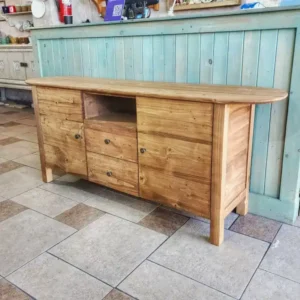 طاولة تلفزيون  من خشب الصنوبر الطبيعي ارتفاع 68 سم