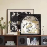 إطار حائط ديكور خشبي أسود بزخارف نباتية ذهبية وتصميم شرقي مقاس 50×50 سم للمجالس والصالات