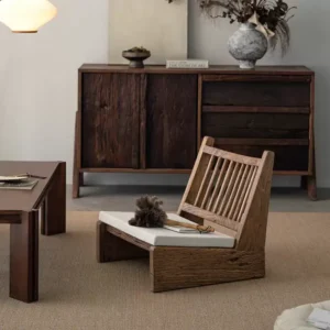 كرسي ريفي خشبي