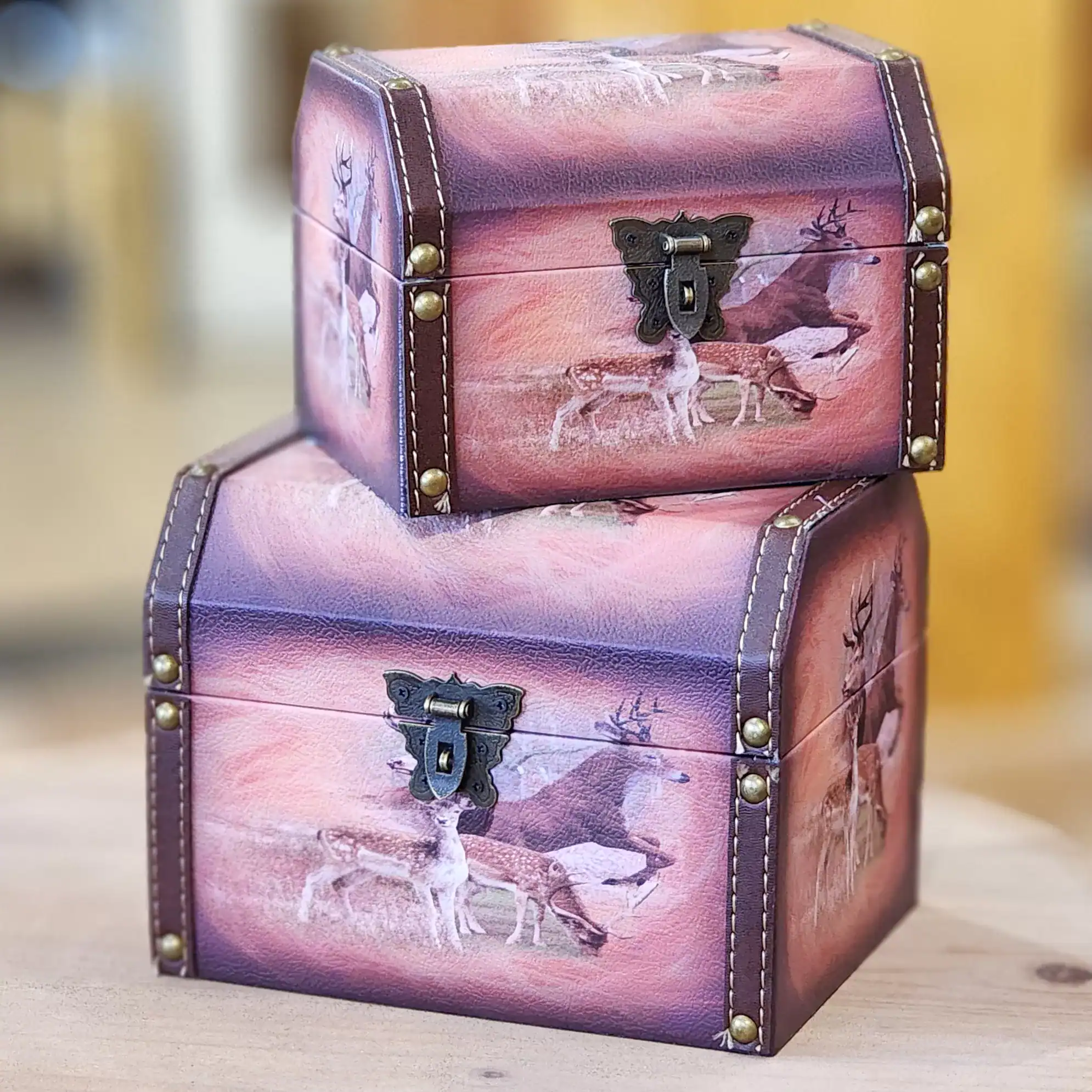 طقم صندوقين خشب مغلف بالجلد بتصميم فيكتوري عتيق بنقش غزال لحفظ المجوهرات والديكور