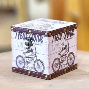 صندوق خشبي مربع مغلف بالجلد بتصميم نيويورك فكتوري عتيق مع قفل معدني لحفظ المجوهرات والأغراض الصغيرة