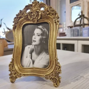 إطار صور فني ديكوري فكتور للطاولة – حجم كبير وصغير