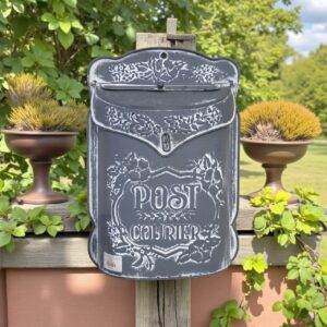 صندوق بريد معدني جداري عتيق بتصميم كلاسيكي أنيق – لمسة ديكور مميزة للمداخل والجدران