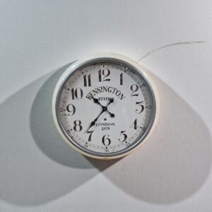 ساعة جدارية معدنية كبيرة كلاسيكية تصميم Kensington Station London قطر 65 سم