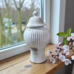 جرة سيراميك ديكور ريفي لون ابيض معتق تصميم مضلع كلاسيك