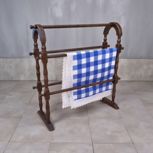 حامل مناشف ومفارش خشب طبيعي فنتج قائم بذاته للحمام وغرف النوم