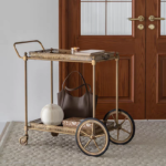 عربة تقديم ترولي معدنية برونزية مع صينية قابلة للفصل وعجلات كبيرة للضيافة
