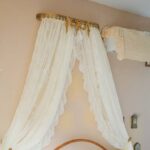 تاج ستارة سرير معدني ذهبي بتصميم فكتوري لغرف النوم الكلاسيكية