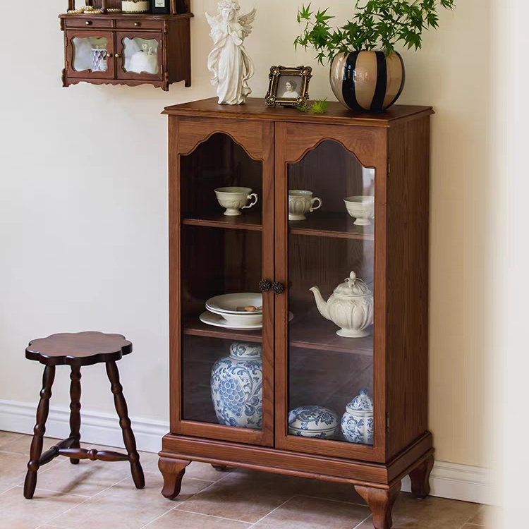 دولاب عرض ومكتبة خشبية فنتج واجهة زجاجية لحفظ الاواني والكتب